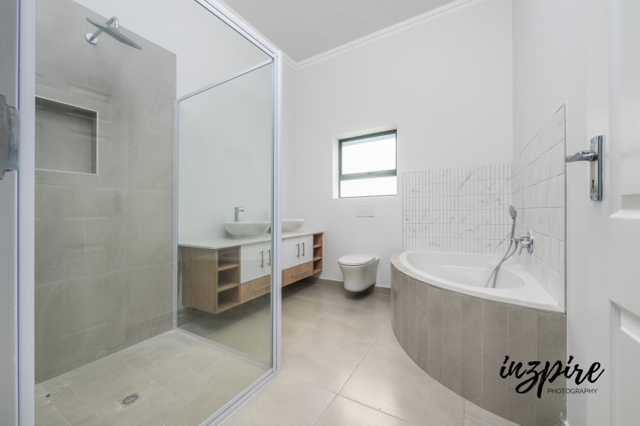 3 Bedroom Property for Sale in Dana Bay Western Cape